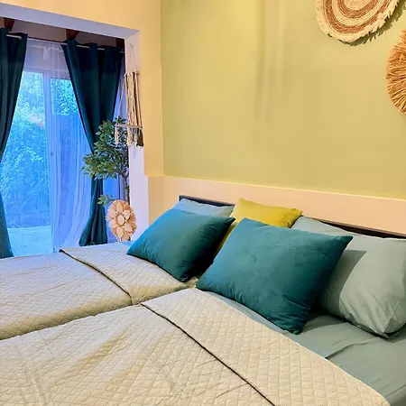 Apartment Dub House *